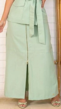 Saia Maxi Midi Vanda em Viscose com Fenda