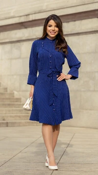 Vestido Curto Viscose Joaquina Acinturado com Botões