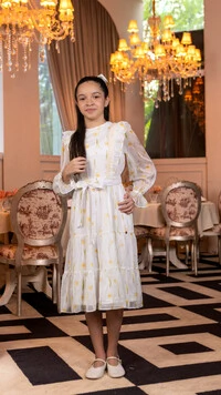 Vestido Infantil Max Midi Fiorella em Crepe com Renda