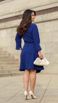 Vestido Curto Viscose Joaquina Acinturado com Botões