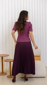 Blusa Manga Curta Tweed Kyara Decote Quadrado