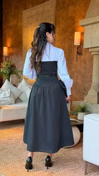 Vestido Midi Preto e Branco Alfaiataria Brena Sobreposto