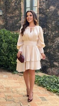 Vestido Daiana em Viscose com Mangas Longas Nude