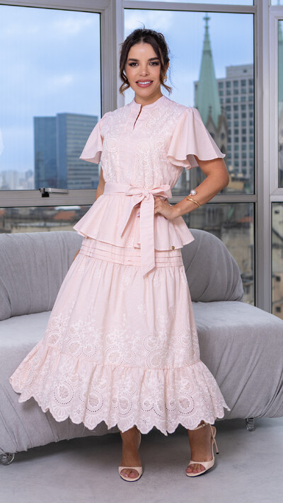 Foto Vestido Max Midi Enne em Laise com Faixa para Amarração