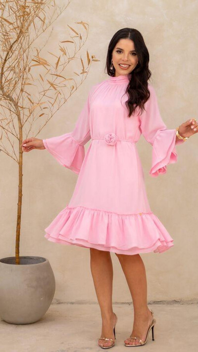 Foto Vestido Midi Crepe Shirley Gola Alta com Cut Out Coração