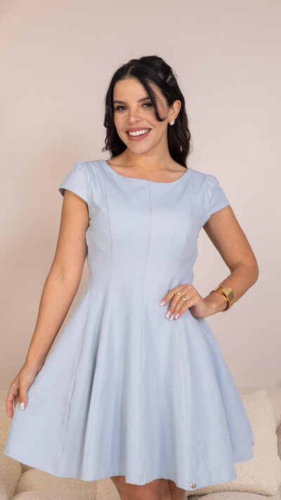 Foto Vestido Curto Alfaiataria Valesca Saia Evasê Manga Curta