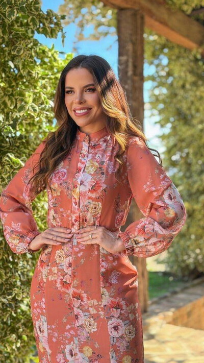 Foto Vestido Longo Floral Sereia Julieta em Crepe com Cinto