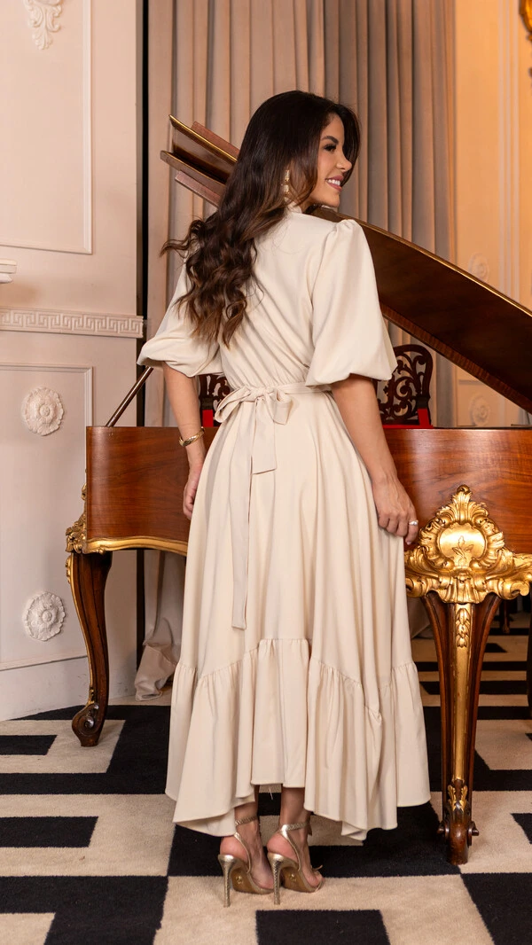 Vestido Longo Helenice com Mangas 3/4 e Faixa com Fivela