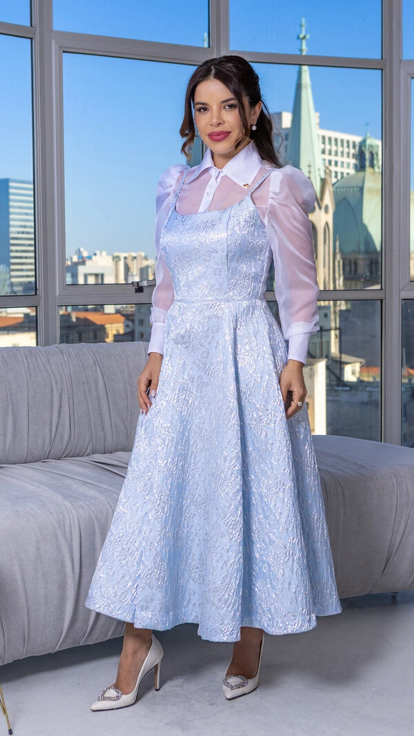 Vestido Max Midi Daniele com Alças e Modelagem Evasê