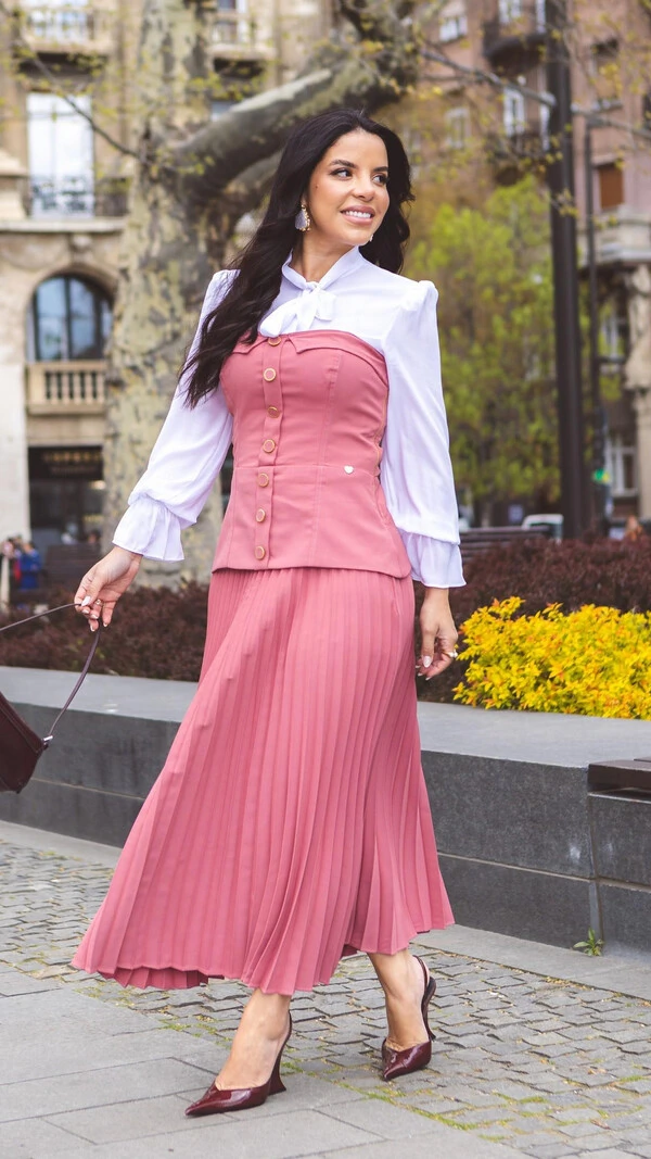 Cropped Lucelia Rose em Alfaiataria Tomara que Caia
