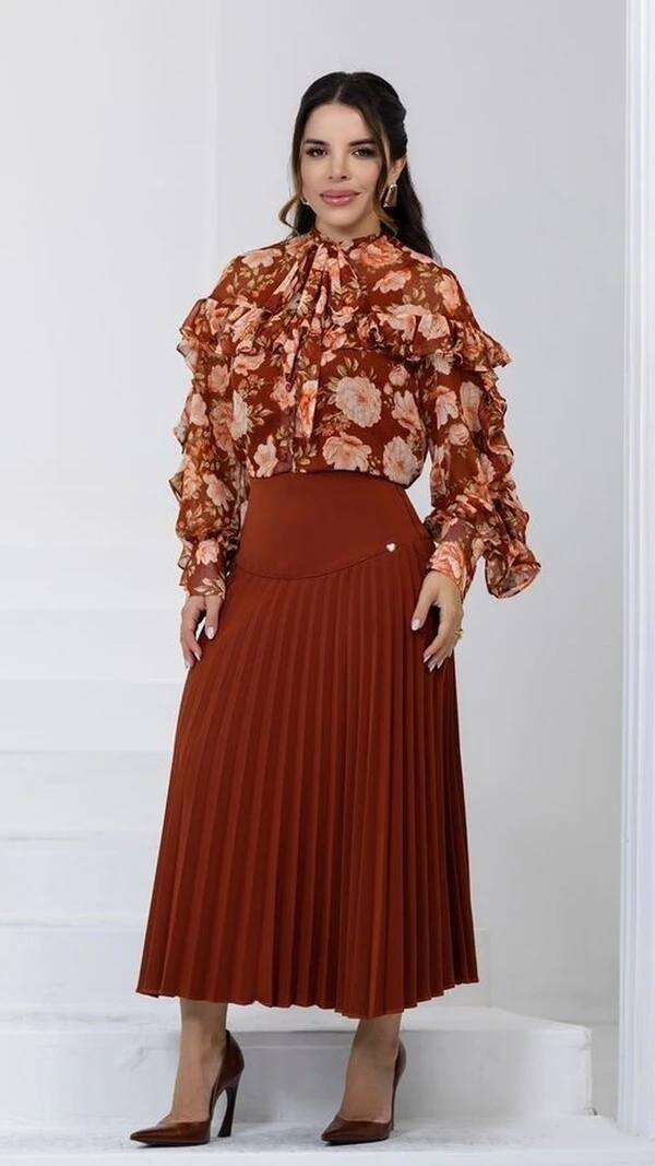 Camisa Constança em Crepe com Botões Funcionais Vinho