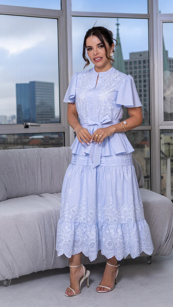 Vestido Max Midi Enne em Laise com Faixa para Amarração