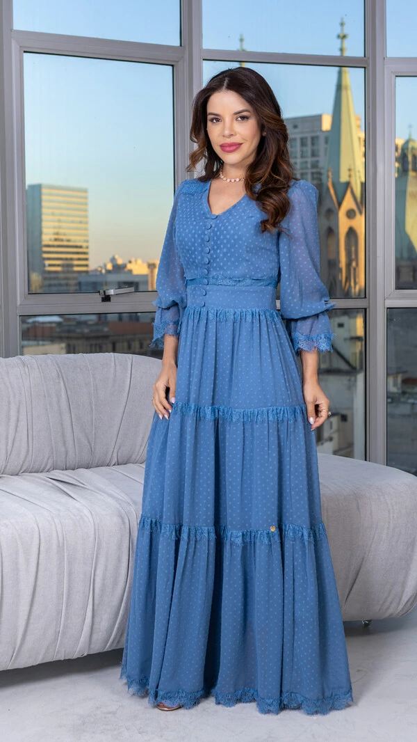 Vestido Longo Derya com Renda Chantilly e Botões