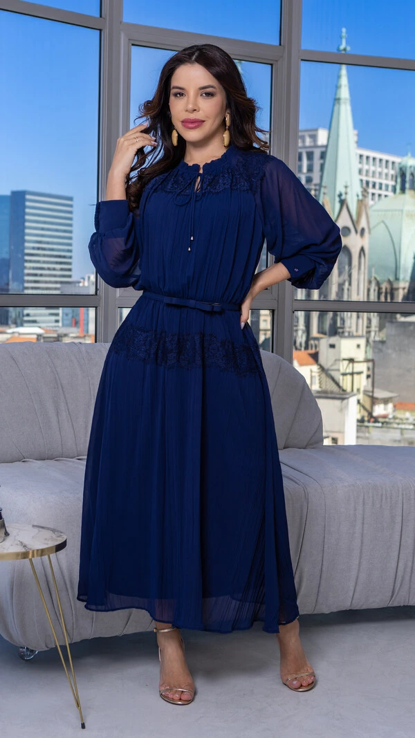 Vestido Max Midi Mércia Plissado com Renda Chantilly