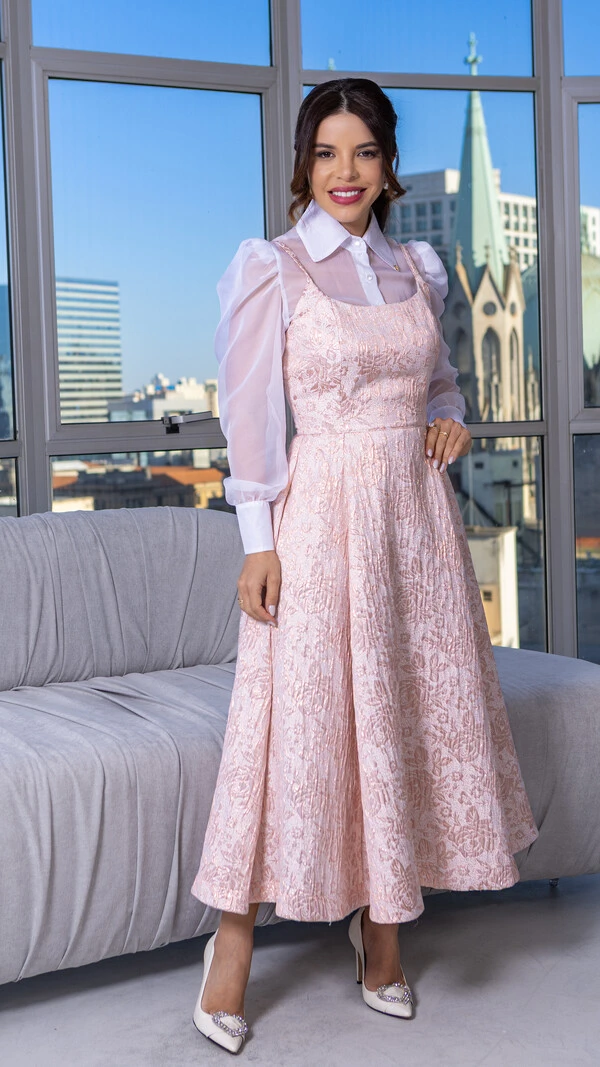 Vestido Max Midi Daniele com Alças e Modelagem Evasê