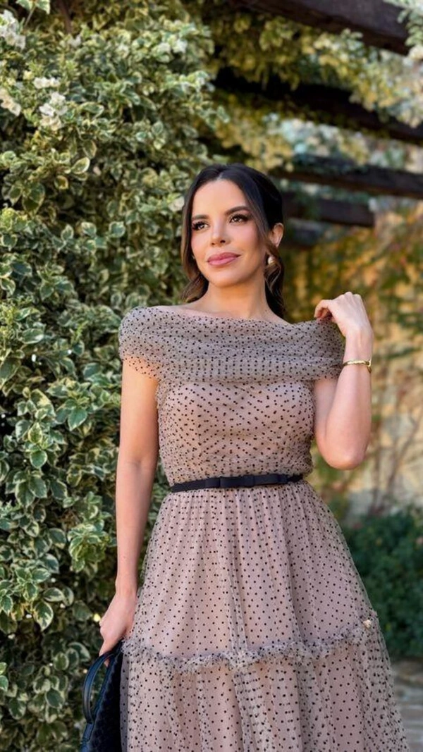 Vestido Longo Poá Tule Elina com Decote Ombro a Ombro