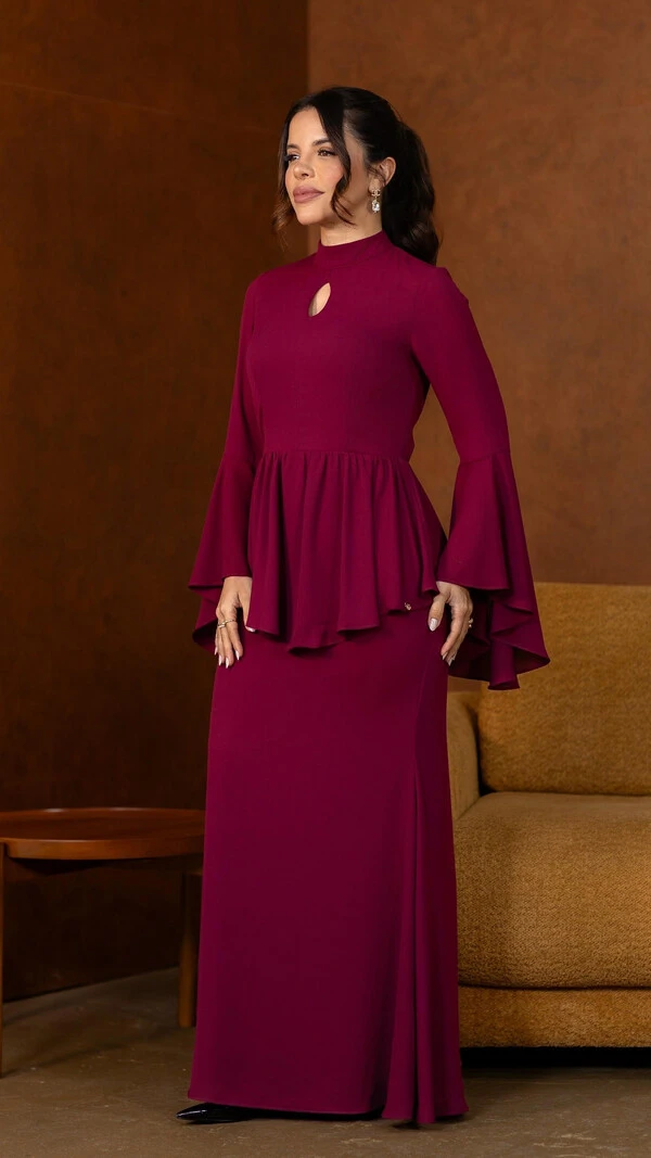 Vestido Longo Bordô Tayane Crepe Gola Alta