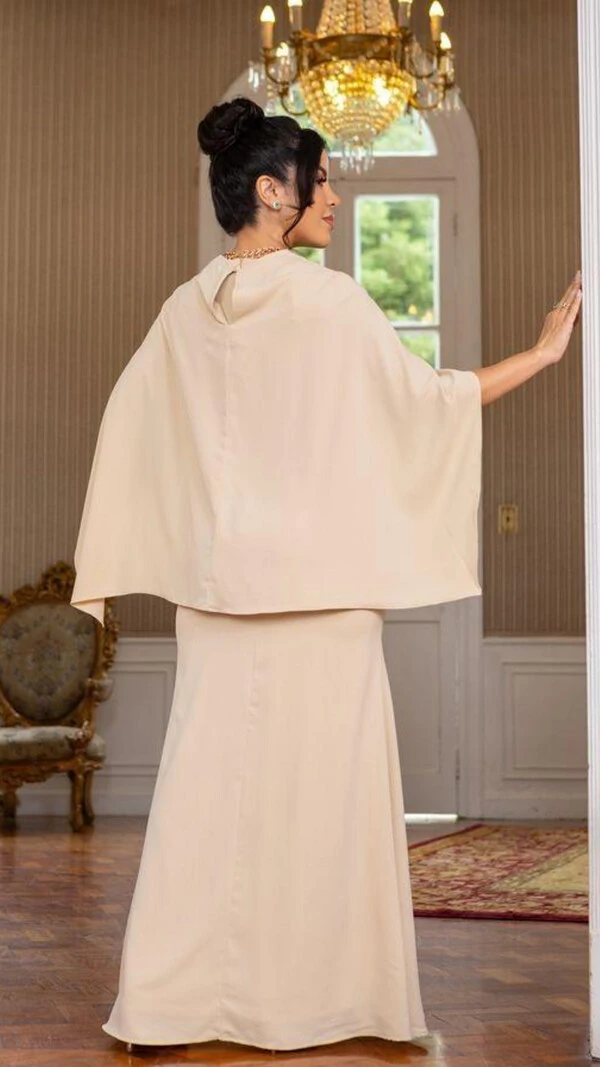Vestido Longo Nude Liso Lorrana com Capa Removível