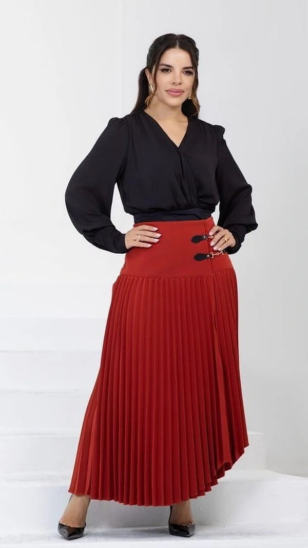 Blusa Body Liomar em Crepe com Decote Transpassado Preta