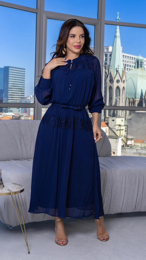 Vestido Max Midi Mércia Plissado com Renda Chantilly