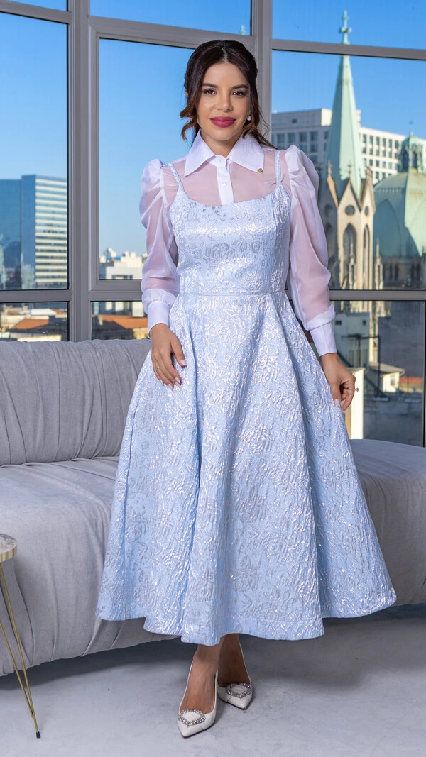 Vestido Max Midi Daniele com Alças e Modelagem Evasê