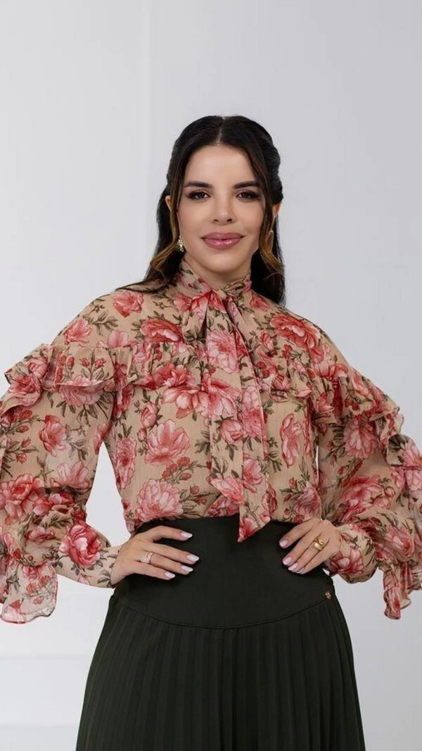 Camisa Constança em Crepe com Gola Laço