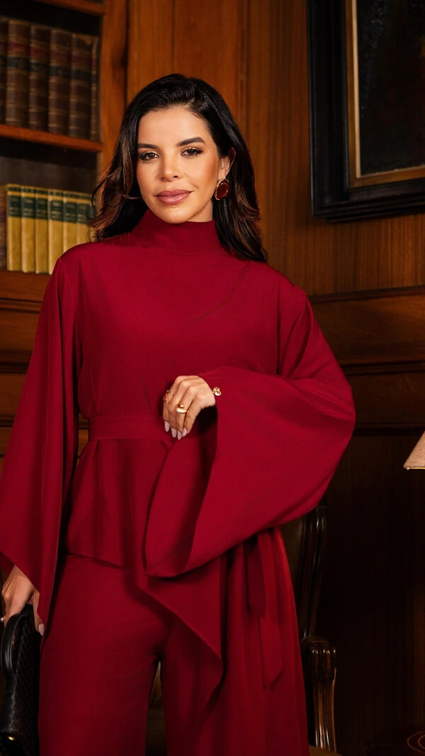 Conjunto Midrina em Crepe Blusa com Veste e Calça Marsala