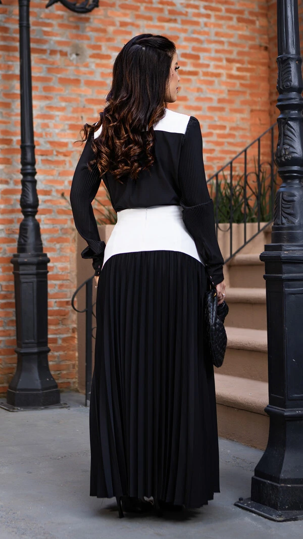 Conjunto Saia Longa Domitila em Silk Spam PRETO com branco