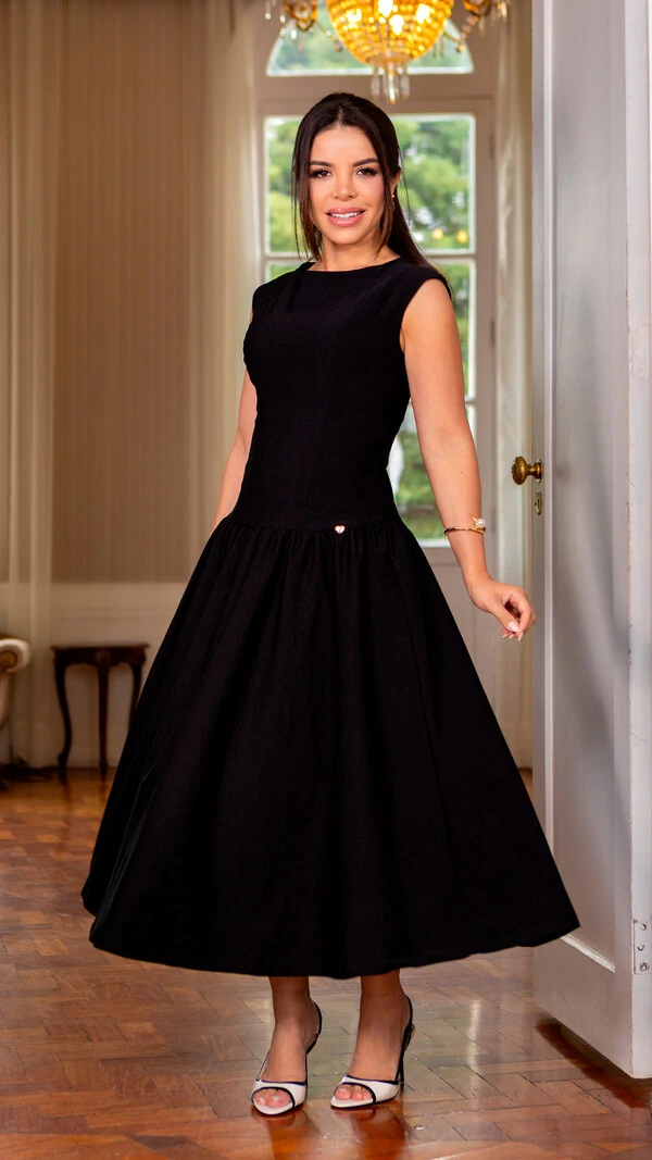 Vestido Max Midi Ariela Sem Mangas em Malha de Viscose