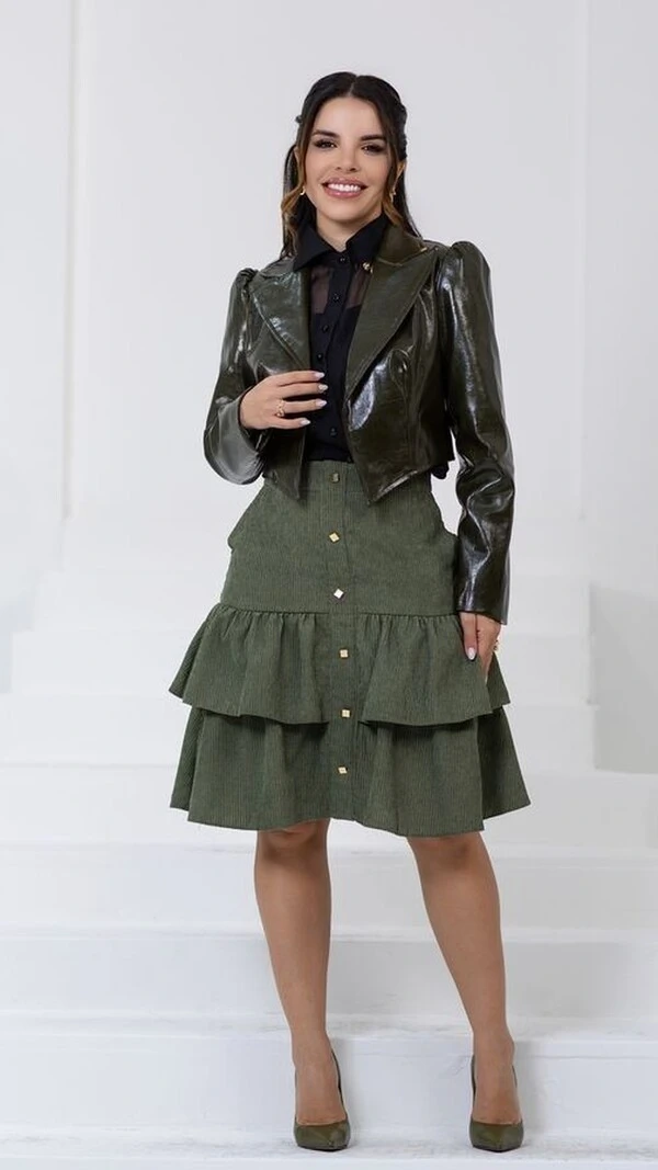 Jaqueta Queila com Forro com Cintura Alta Verde