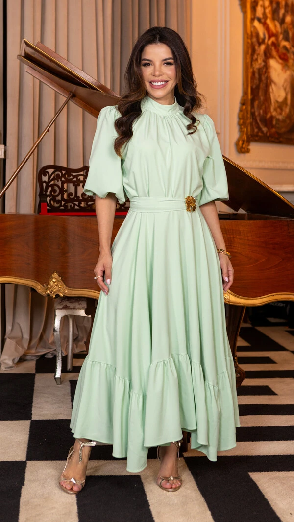 Vestido Longo Helenice com Mangas 3/4 e Faixa com Fivela