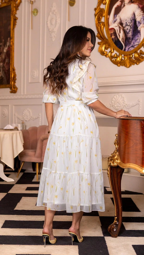 Vestido Max Midi Rubi em Crepe Florido com Renda
