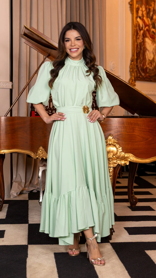 Vestido Longo Helenice com Mangas 3/4 e Faixa com Fivela
