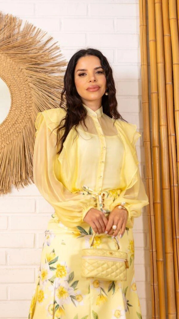 Camisa Edite em Organza com Babados Manga Longa