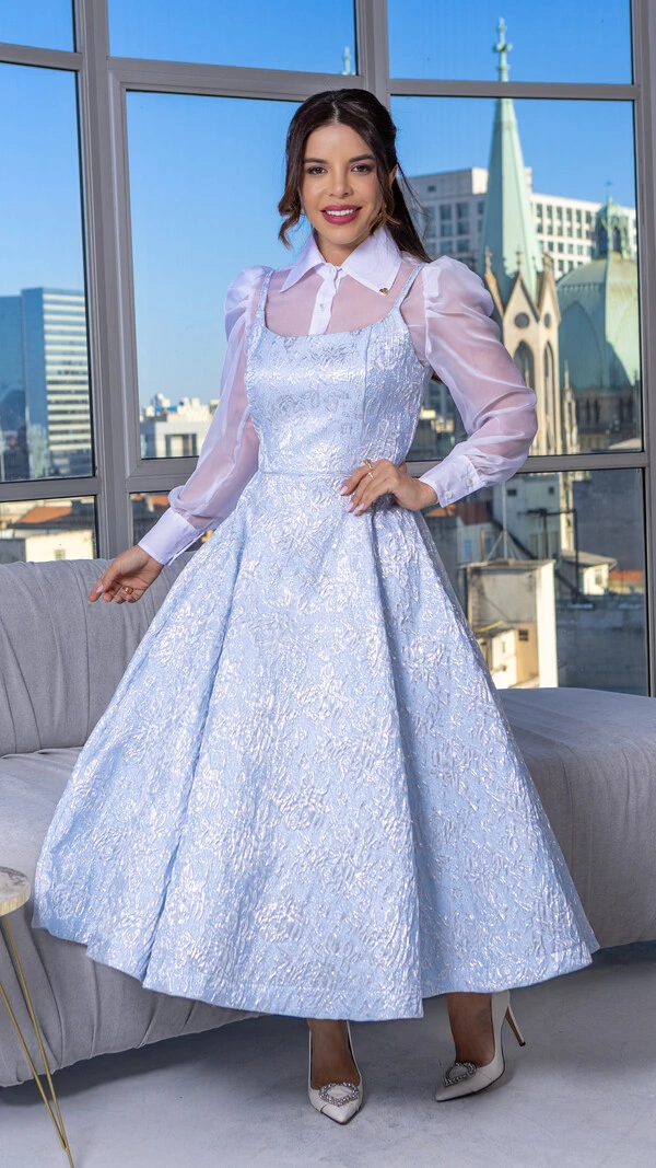 Vestido Max Midi Daniele com Alças e Modelagem Evasê