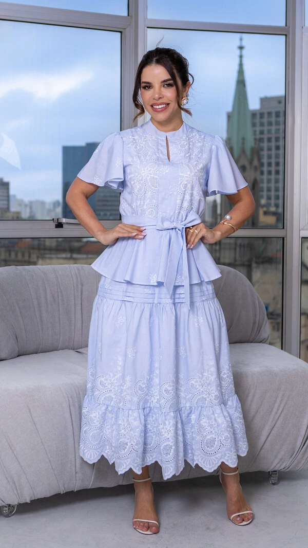 Vestido Max Midi Enne em Laise com Faixa para Amarração