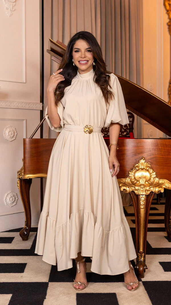 Vestido Longo Helenice com Mangas 3/4 e Faixa com Fivela