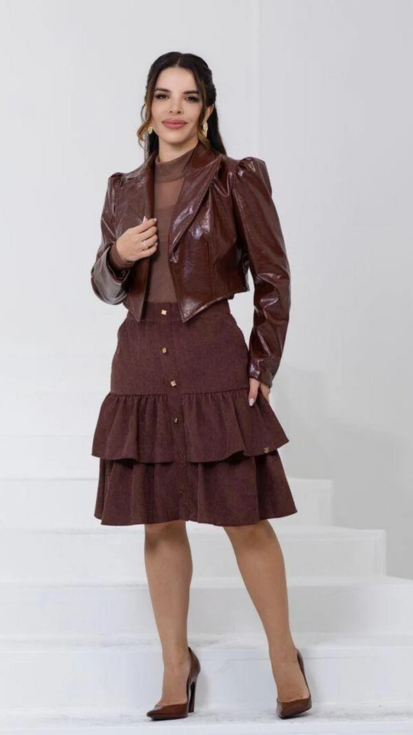 Jaqueta Queila Cropped Marrom em Couro PU com Botões