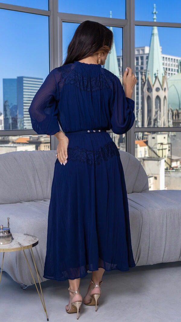 Vestido Max Midi Mércia Plissado com Renda Chantilly