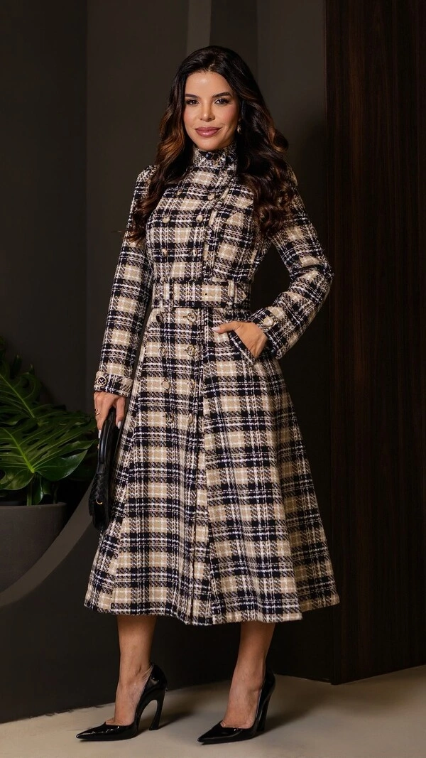Vestido Casaco Midi Mavel em Tweed Xadrez com Cinto Bege