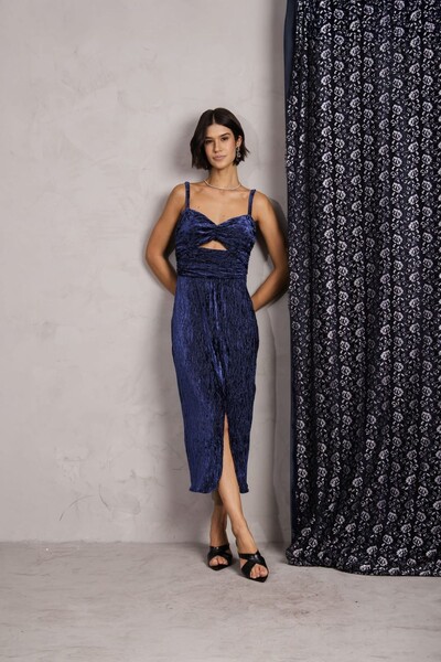 Foto Vestido Veludo Plissado