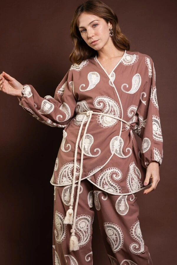 Kimono Morcego Algodao Bordado Kashmir