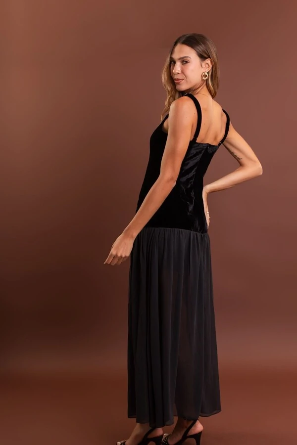 Vestido Veludo Renda