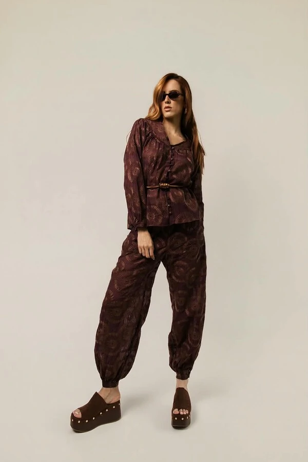 Conjunto Lyocel Bordado em Flores