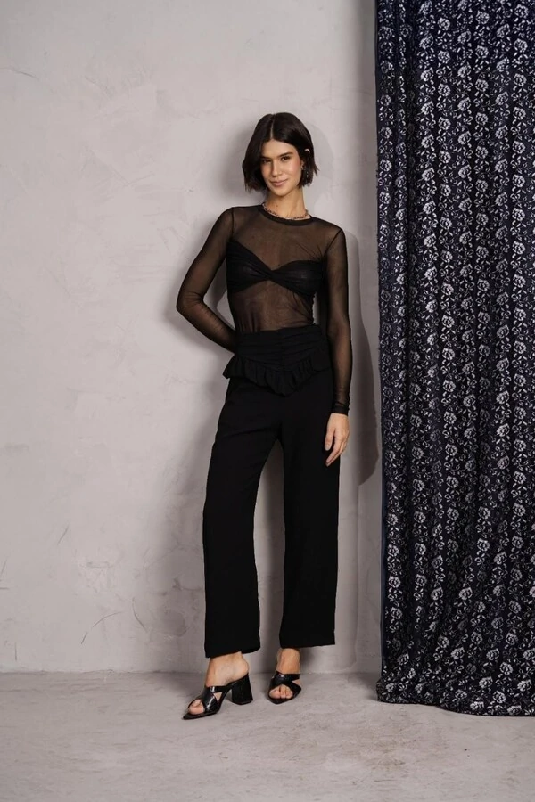 Blusa Tule Busto Franzido