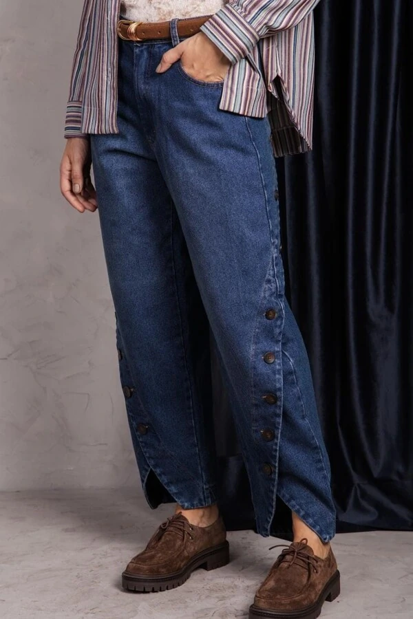 Jeans Recorte Botoes