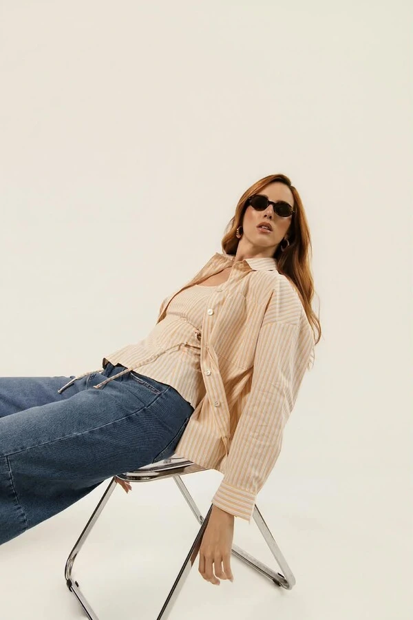 Camisa Oversize com Botões