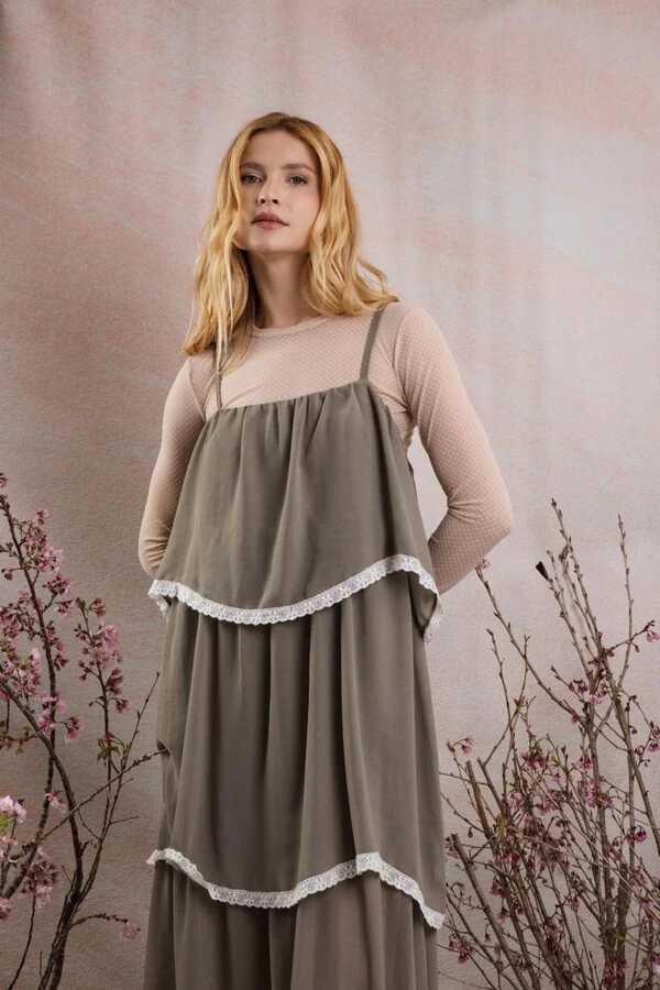 Vestido Babados Boho com Renda