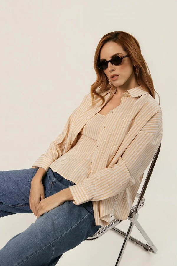Camisa Oversize com Botões