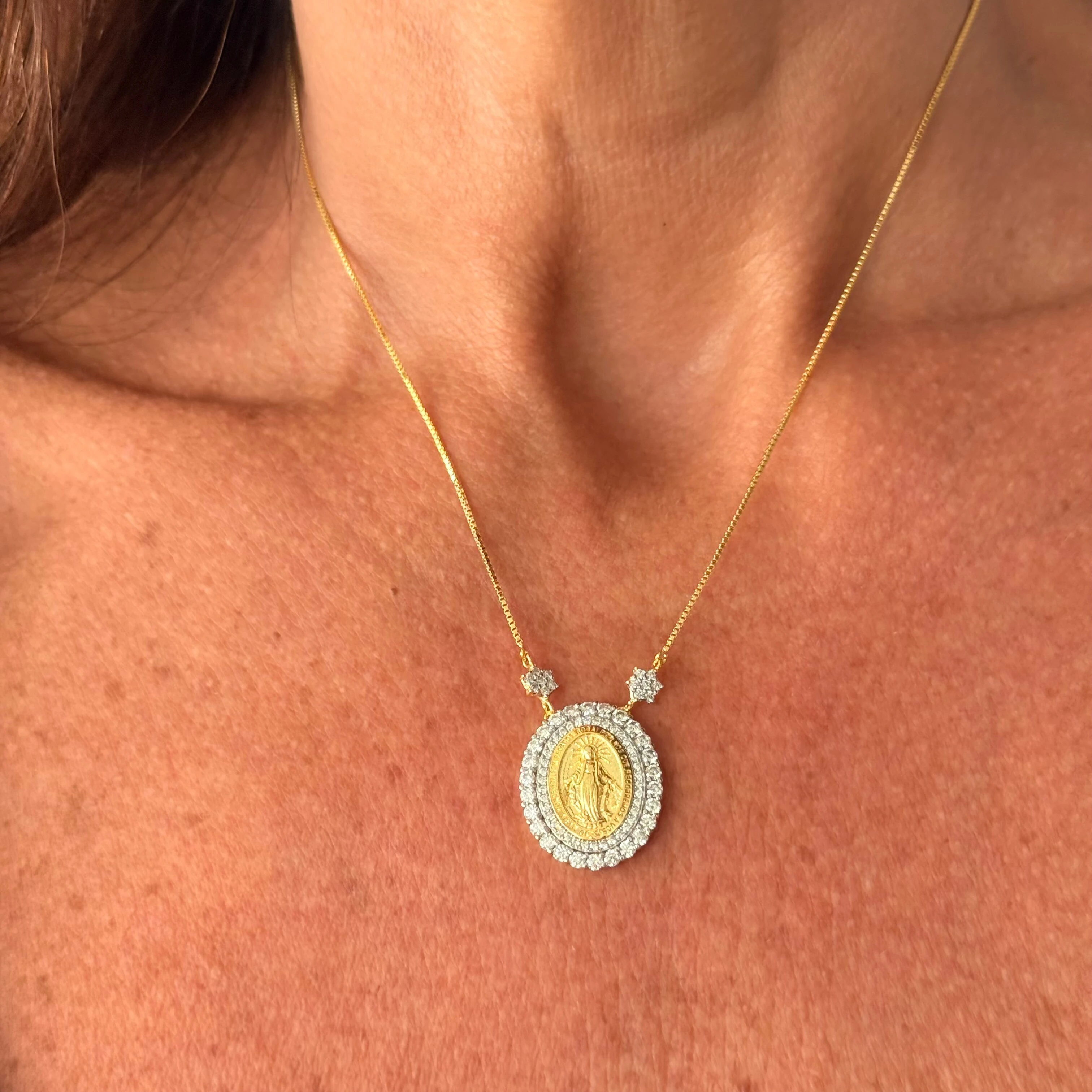 FotoColar Moissanite N Sra das Graças 2MM 0,3CT em Prata 925